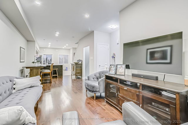 67 Piggott Mews
