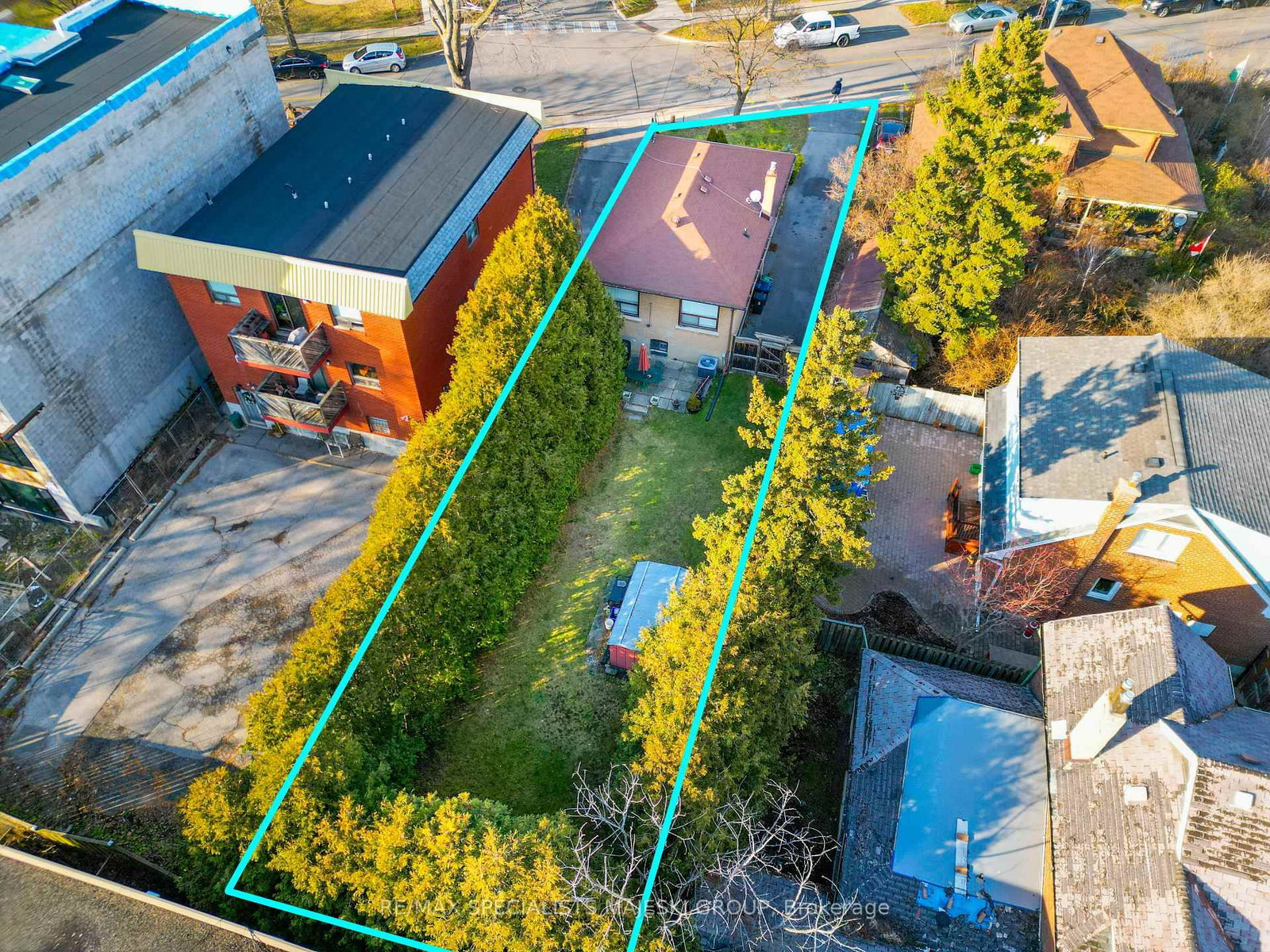 Listing Image 3