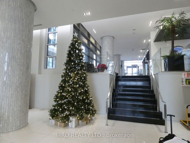 1704 - 56 Annie Craig Drive