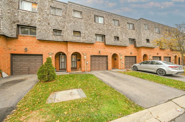 15 Briar Path