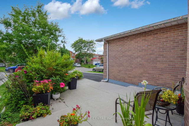 47 Kirk Drive
