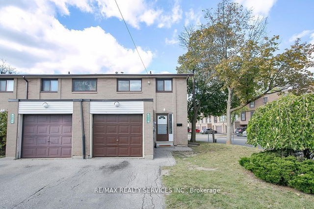 195 - 311 Fleetwood Crescent