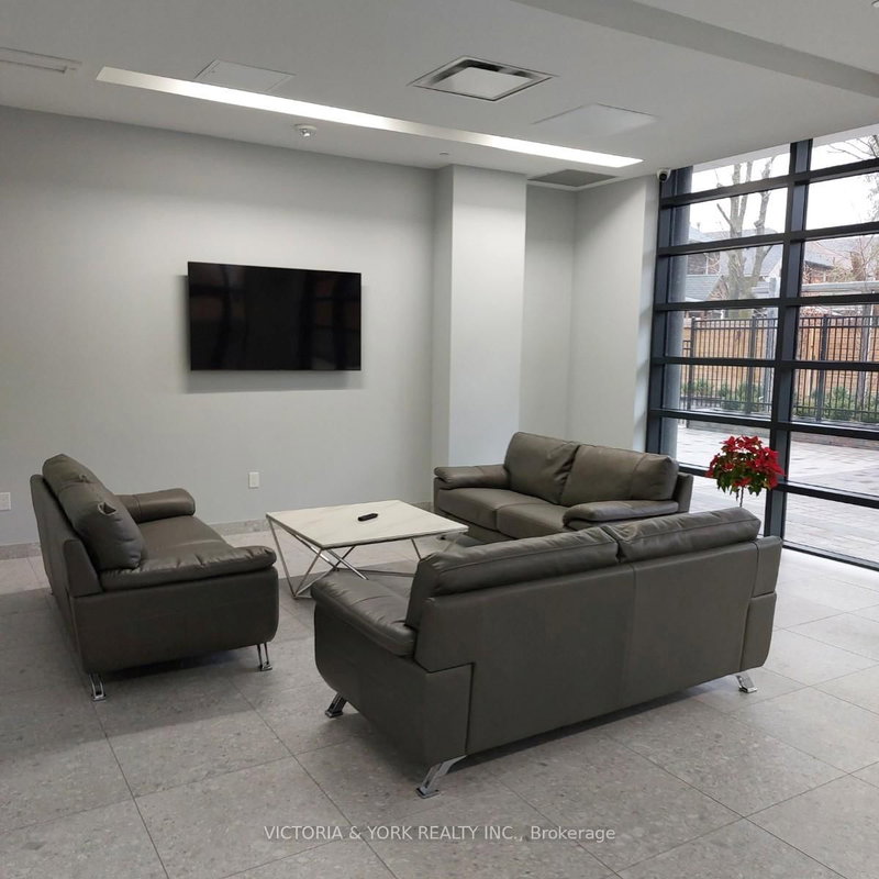 606 - 3385 Dundas St W, Toronto, M6S 0A7 | Image 3