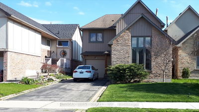 Detached House leased at 19 Elmbrook Crescent, Toronto, Eringate-Centennial-West Deane, M9C 5B2 - MLS: W7347412