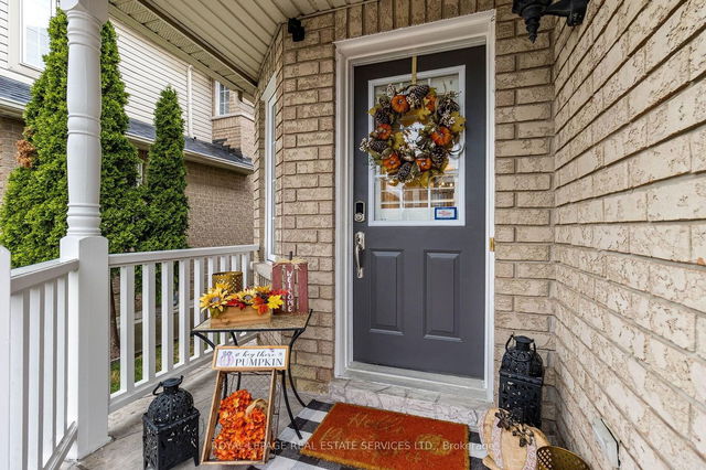 545 Garden Walk