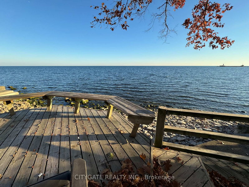 48 Cumberland Dr, Mississauga, L5G 3M8 | Image 2