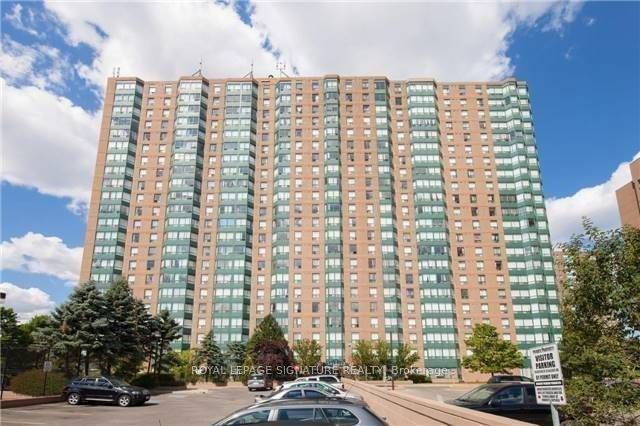 1111 - 135 Hillcrest Avenue