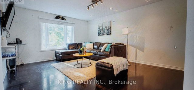 212 Rutherford Road