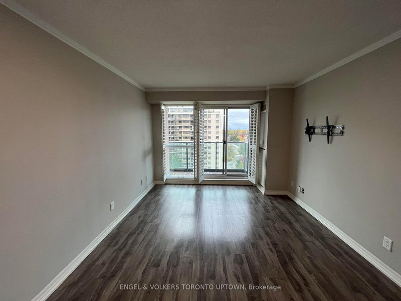 1009 - 1403 Royal York Rd, Toronto, M9P 0A1 | Image 3