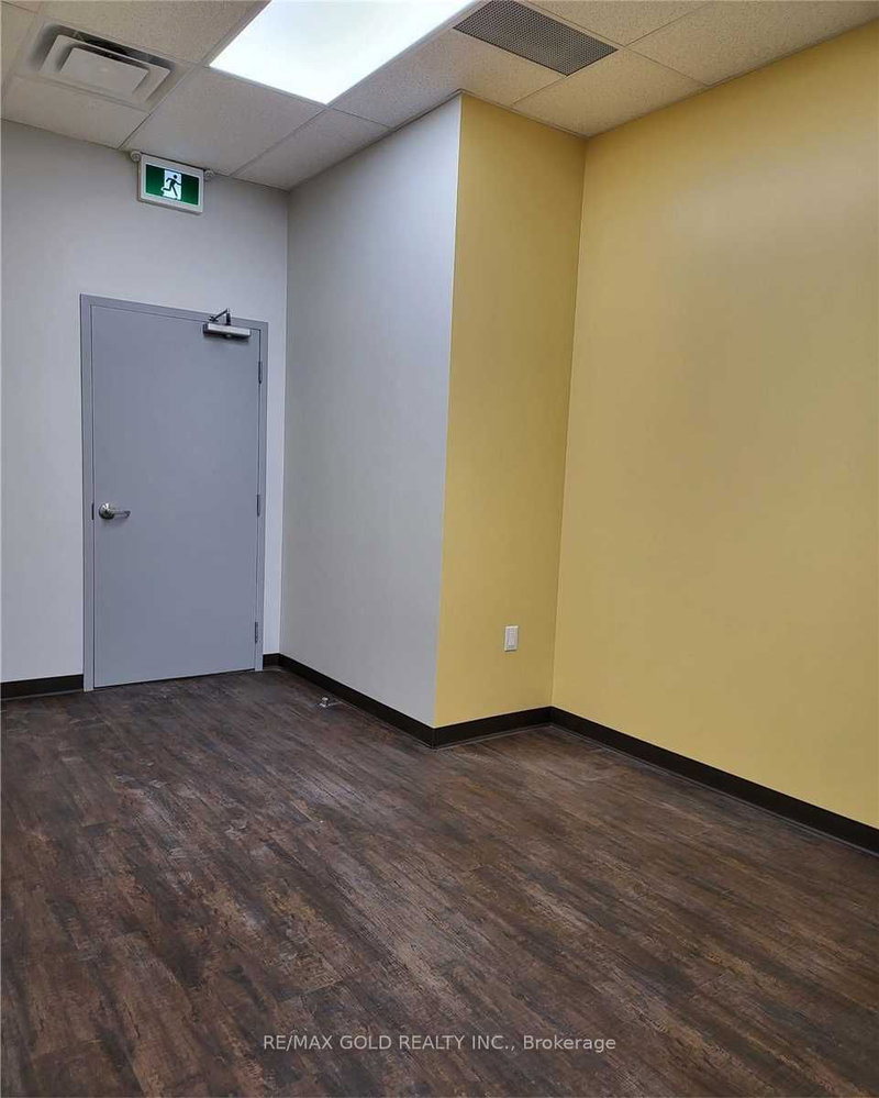 231 - 3465 Platinum Dr, Mississauga, L5M 2S1 | Image 2