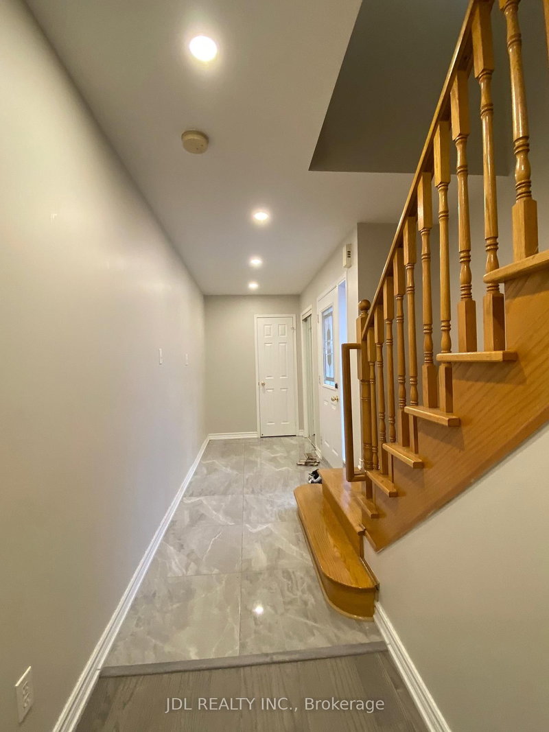 78 Norman Wesley Way, Toronto, M3M 3H4 | Image 2