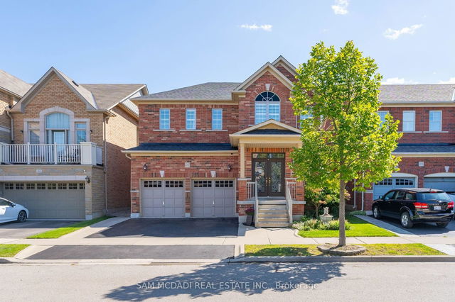 272 Holmes Crescent