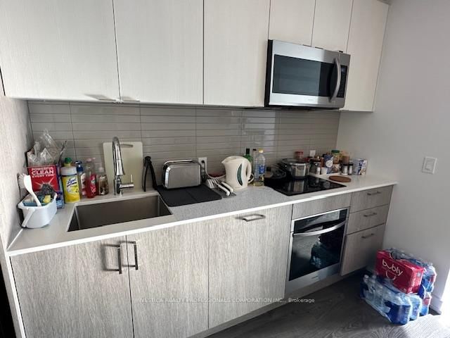 2012 - 1928 Lakeshore Blvd W, Toronto, M6S 1A1 | Image 3