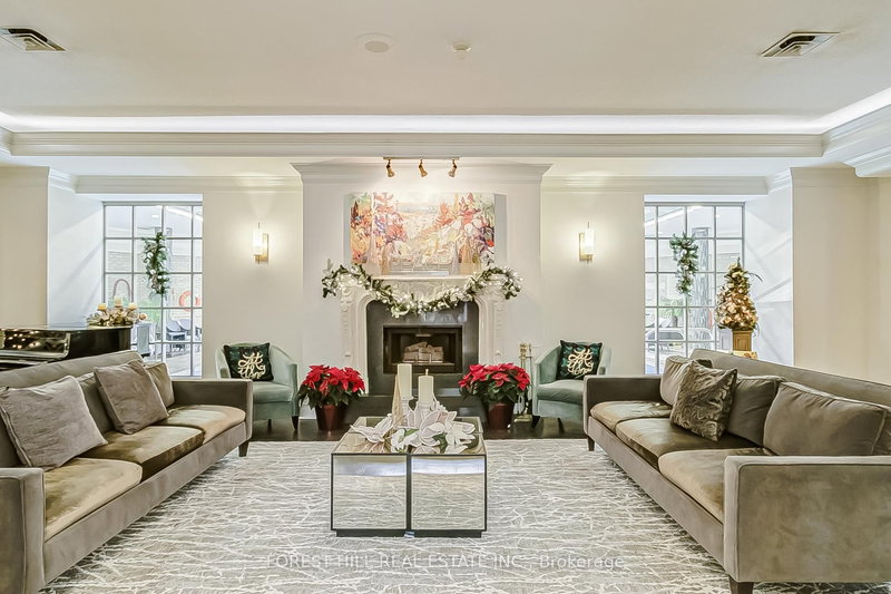 PH7 - 55 Kingsbridge Garden Circ, Mississauga, L5R 1Y1 | Image 2