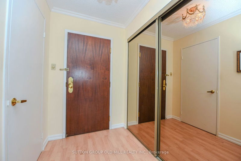 home for sale on 1604-1300 Islington Avenue