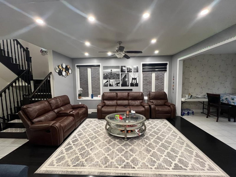 92 Robert Parkinson Dr, Brampton, L7A 0Z3 | Image 2