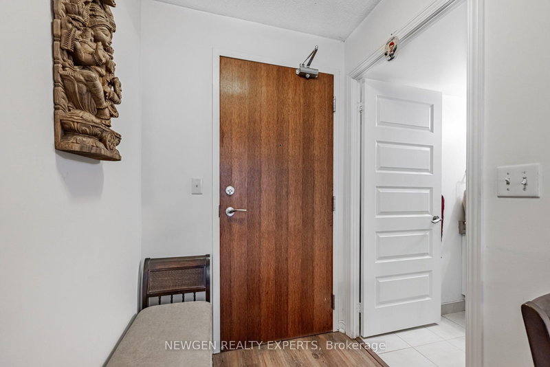 1103 - 215 Queen St E, Brampton, L6W 0A9 | Image 3