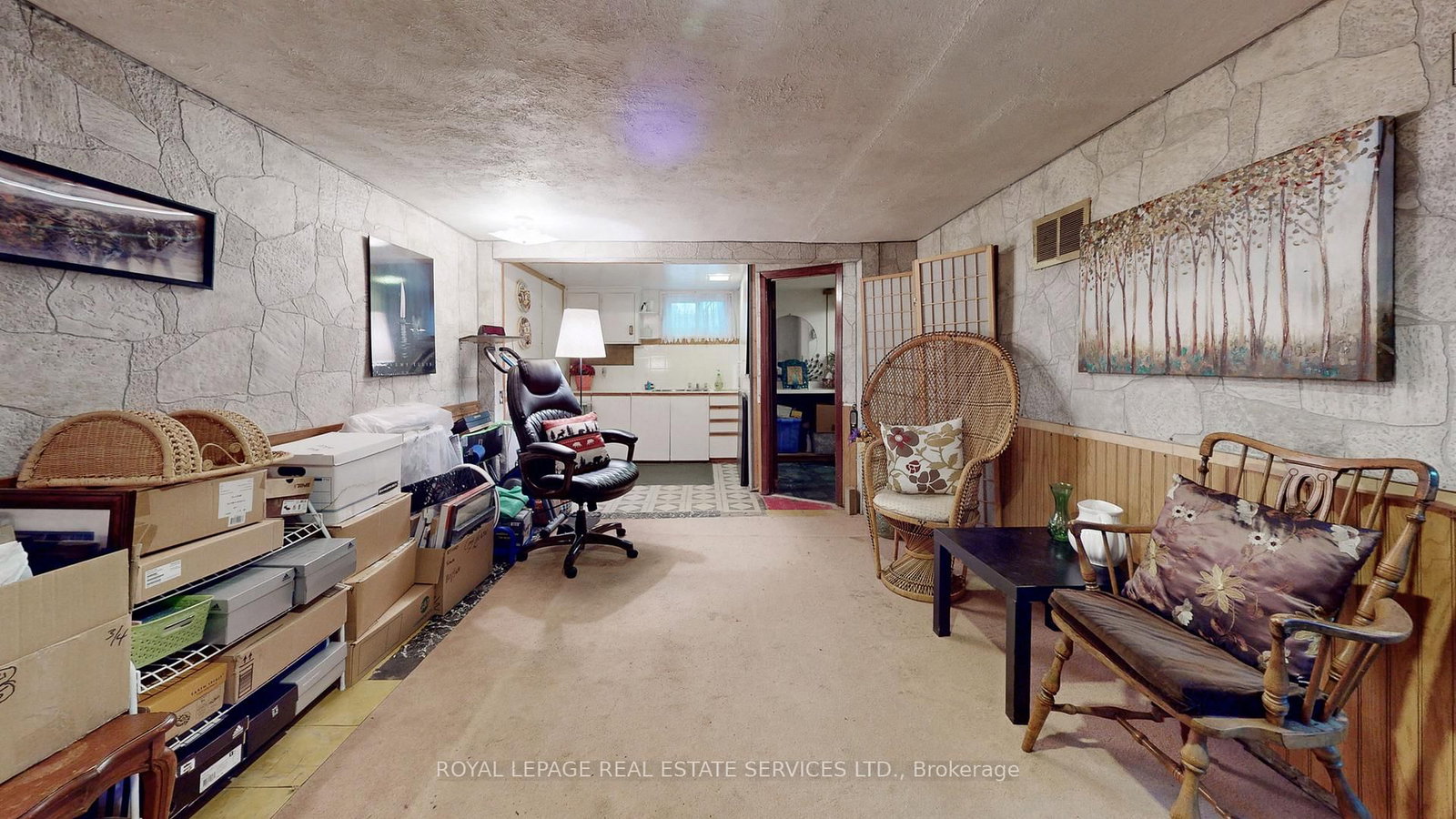 Listing Image 22