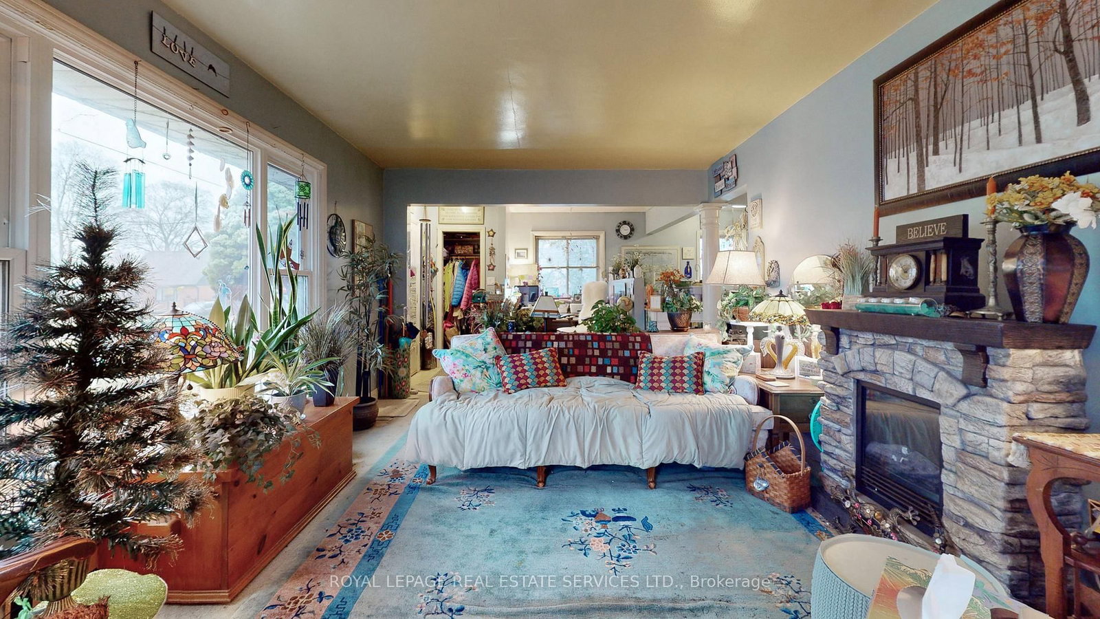 Listing Image 5
