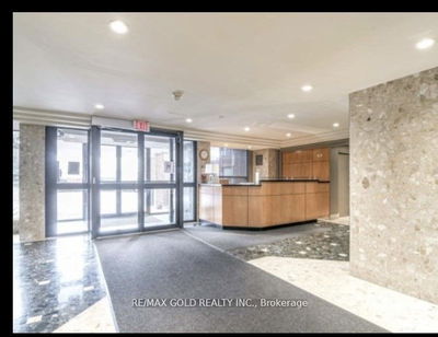 Unit 105 — 6 Humberline Dr, Toronto - West Humber-Clairville image-0-1