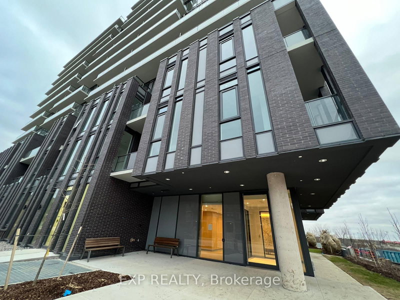 711 - 215 Veterans Dr, Brampton, L7A 0B6 | Image 2