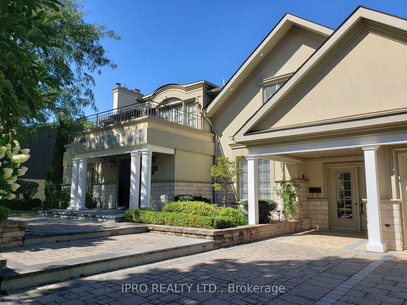 2197 Courrier Lane, Mississauga, L5C 1V1 | Image 3