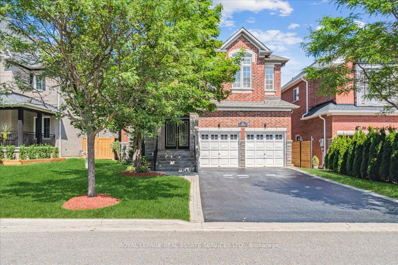 home for lease on 54 Stonebrook Crescent