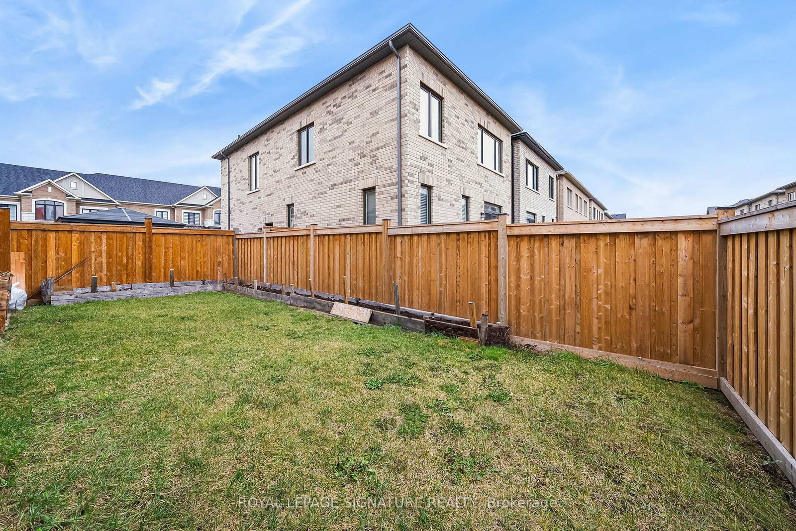 Listing Image 33