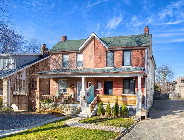 28 Ash Crescent