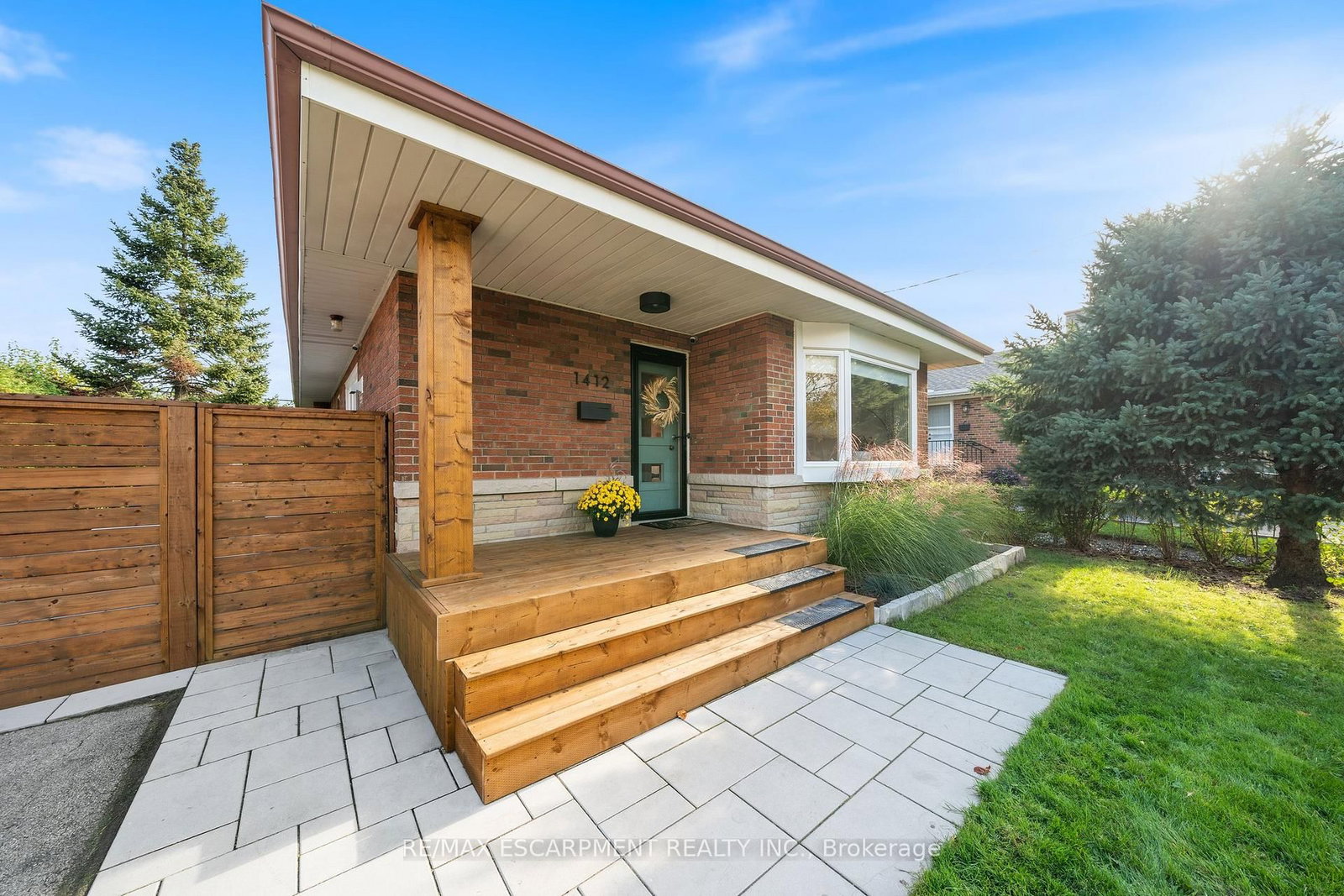 Listing Image 7
