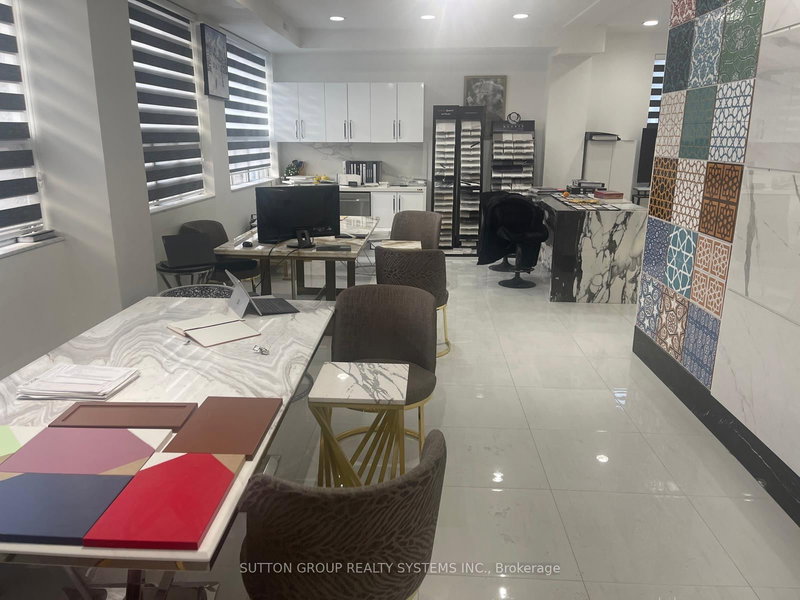 101 Rivalda Rd W, Toronto, M9M 2M6 | Image 3