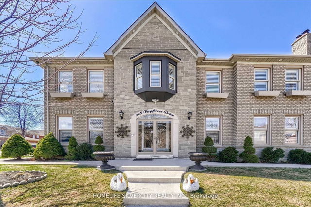 228 Fernforest Drive