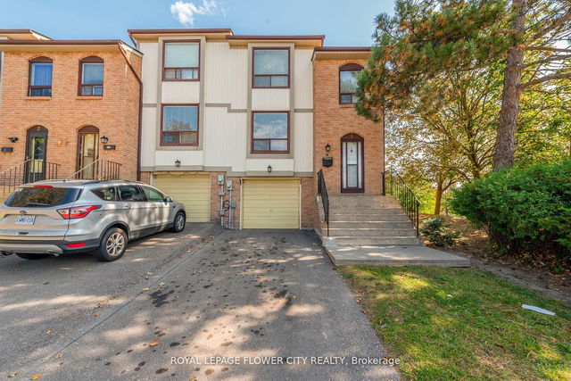 01 - 01 Mcmullen Crescent