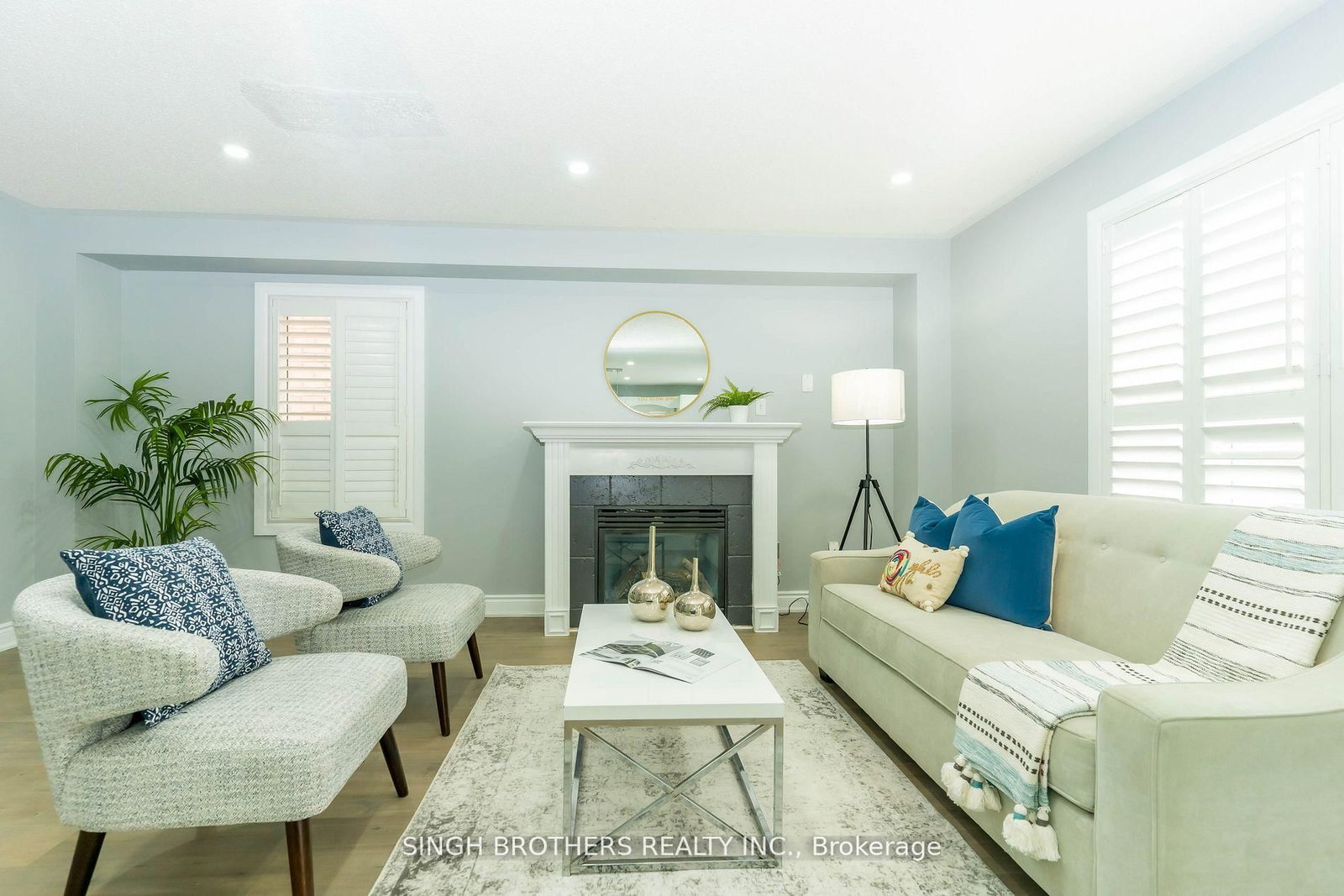 Listing Image 10