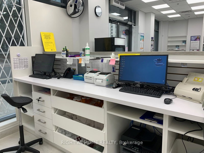 117 - 1441 Elgin St, Burlington, L7S 1E6 | Image 3