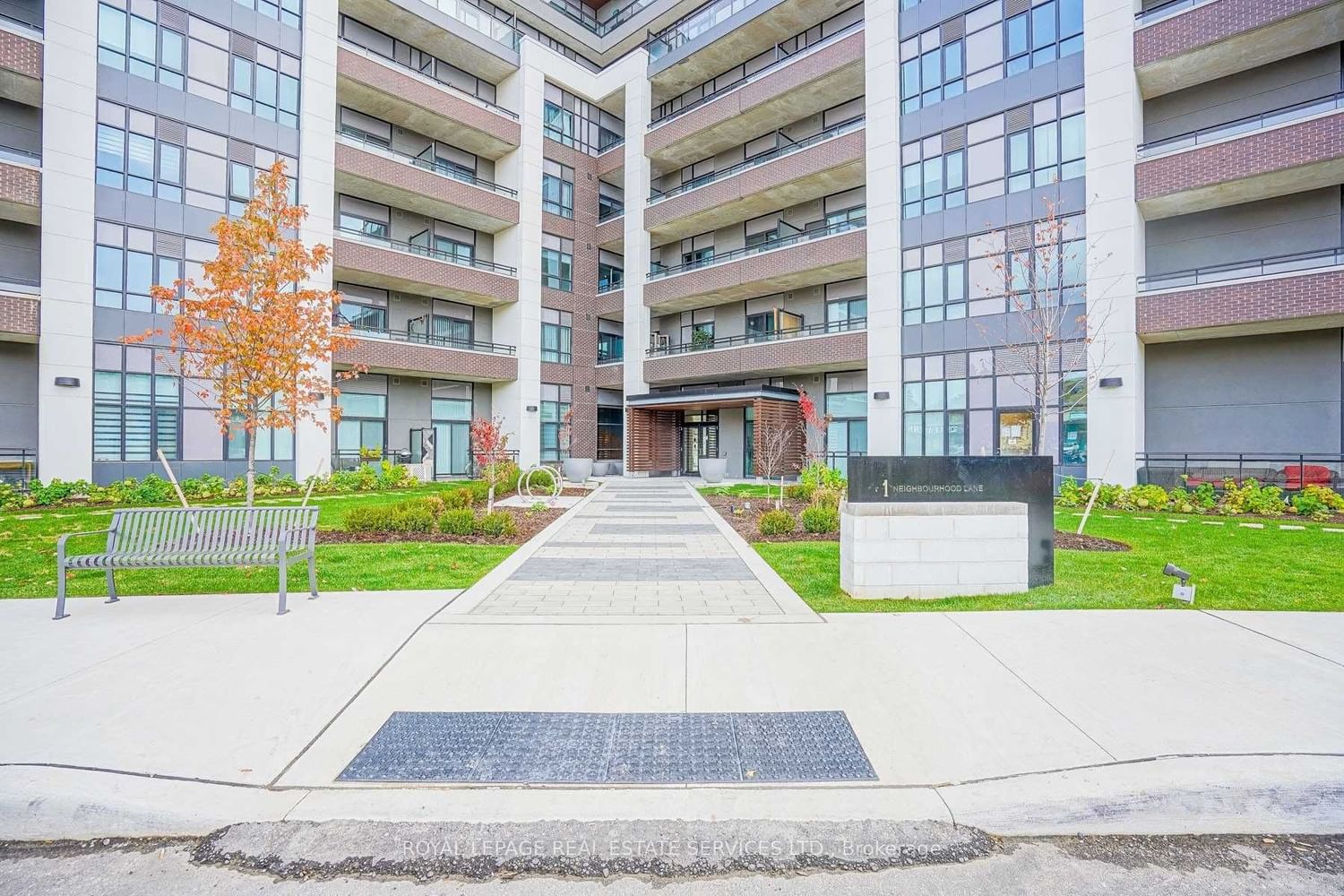 Condo leased at 211-1 Neighbourhood Lane, Toronto, Stonegate-Queensway, M8Y 1T7 - MLS: W7384736