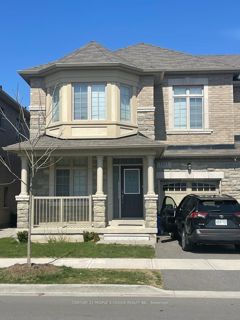 home for lease on 1437 Chretien Street