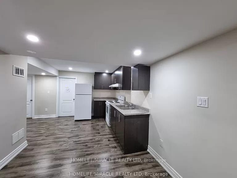 home for lease on 84 Brussels Avenue