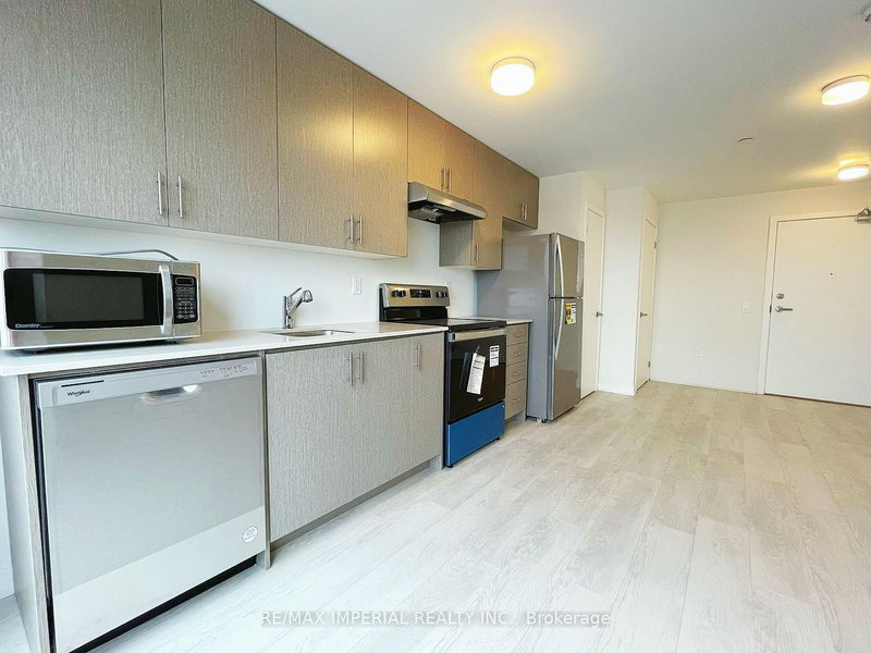 420 - 3401 Ridgeway Dr W, Mississauga, L5L 0B9 | Image 2