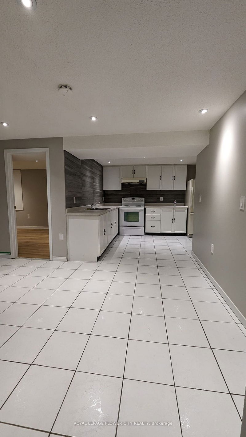 home for lease on 2605 Innisfil Road
