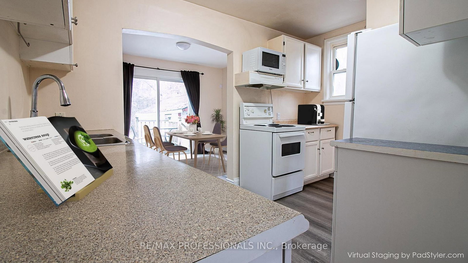 Listing Image 7