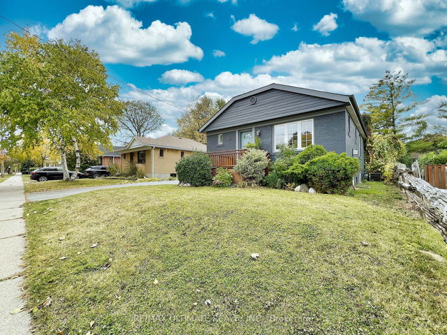 52 Lockerbie Avenue