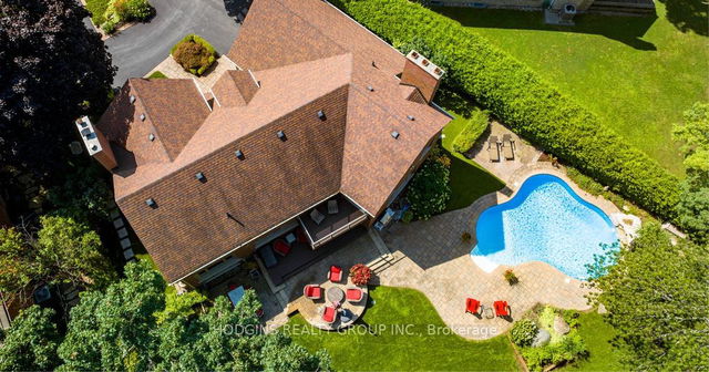2301 Shawanaga Trail