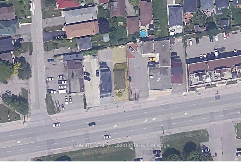 865 Lakeshore Rd E, Mississauga, L5E 1E2 | Image 2