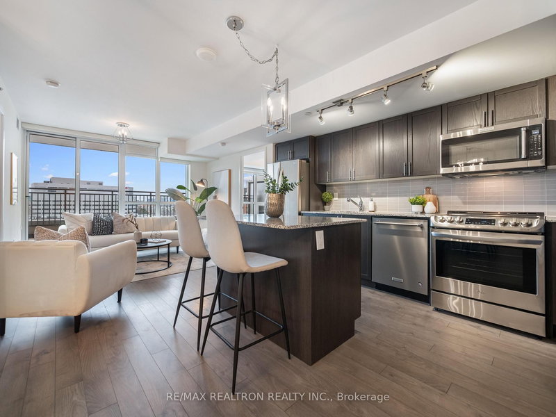 726 - 3091 Dufferin St, Toronto, M6A 0C4 | Image 2