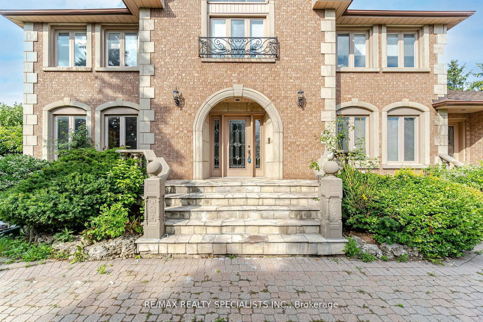 Listing Image 4