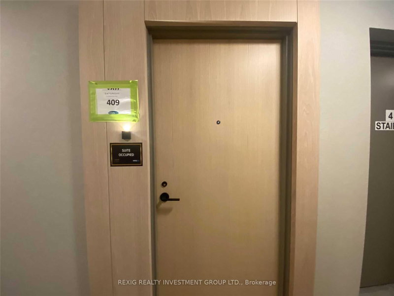 409 - 60 George Butchart Dr, Toronto, M3K 2C5 | Image 2