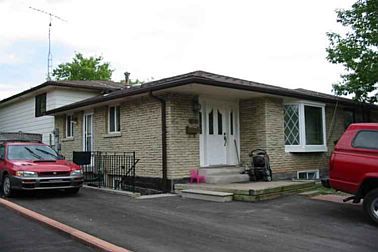 1912 Bonnymede Dr, Mississauga - Clarkson image-0-0