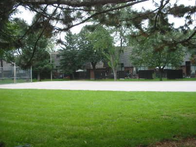 107 - 107 Darras Crt, Brampton, L6T1W7 | Image 3