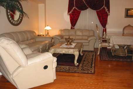 4489 Full Moon Circ, Mississauga, L4Z2L2 | Image 3